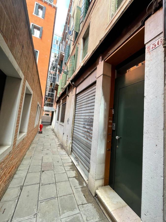 San Marco Luxury Apartments Steps From St Marks Venice Exterior photo
