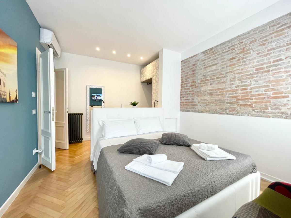 San Marco Luxury Apartments Steps From St Marks Venice Exterior photo